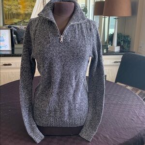 Ladies  black and grey tweed sweater has neck zipper excellent condition